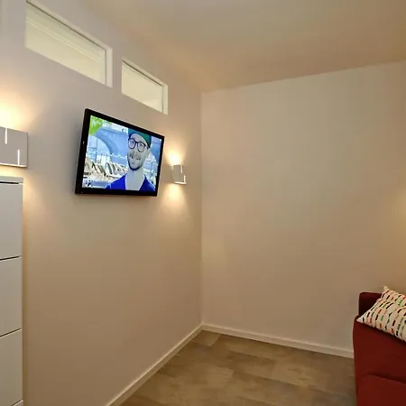 Linden-palais 18 アパート